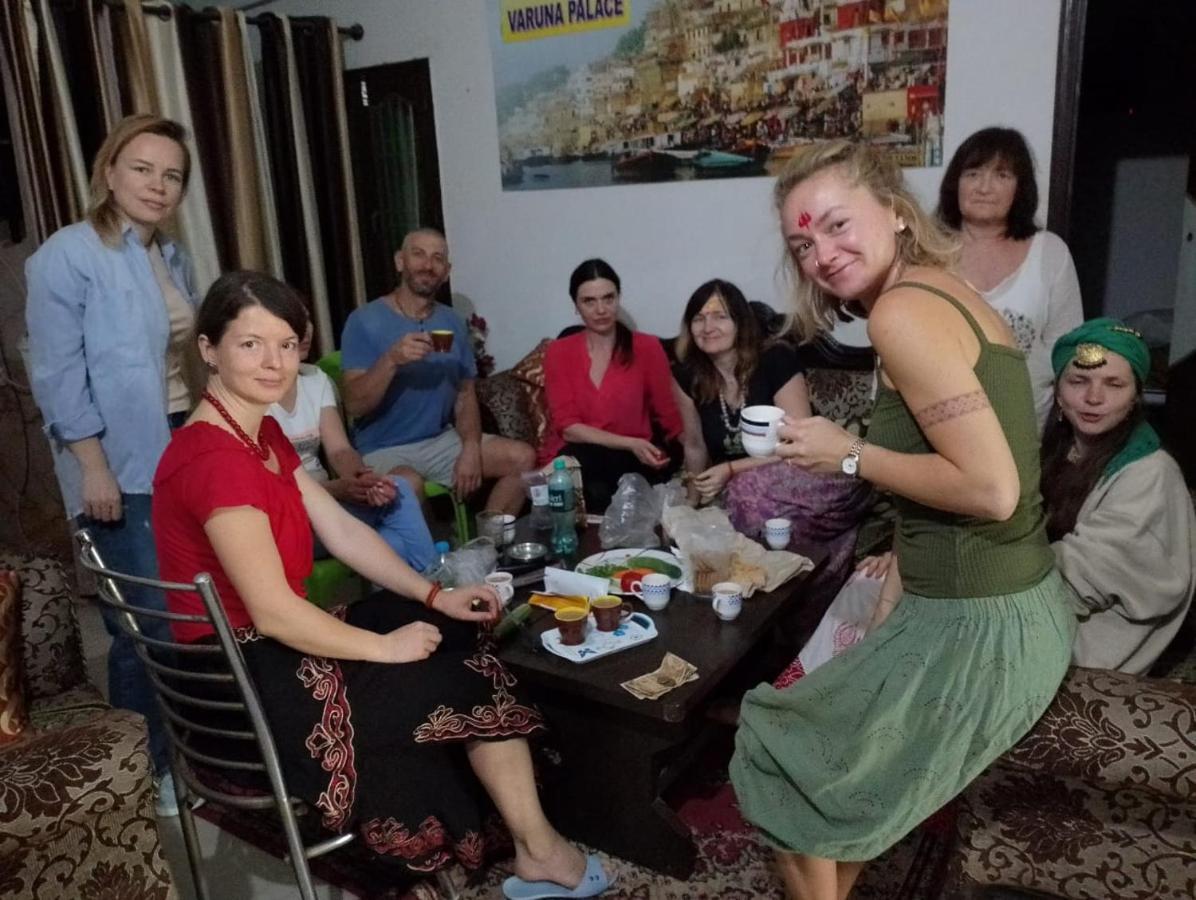 Varuna Palace-fully Vaccinated Staff *