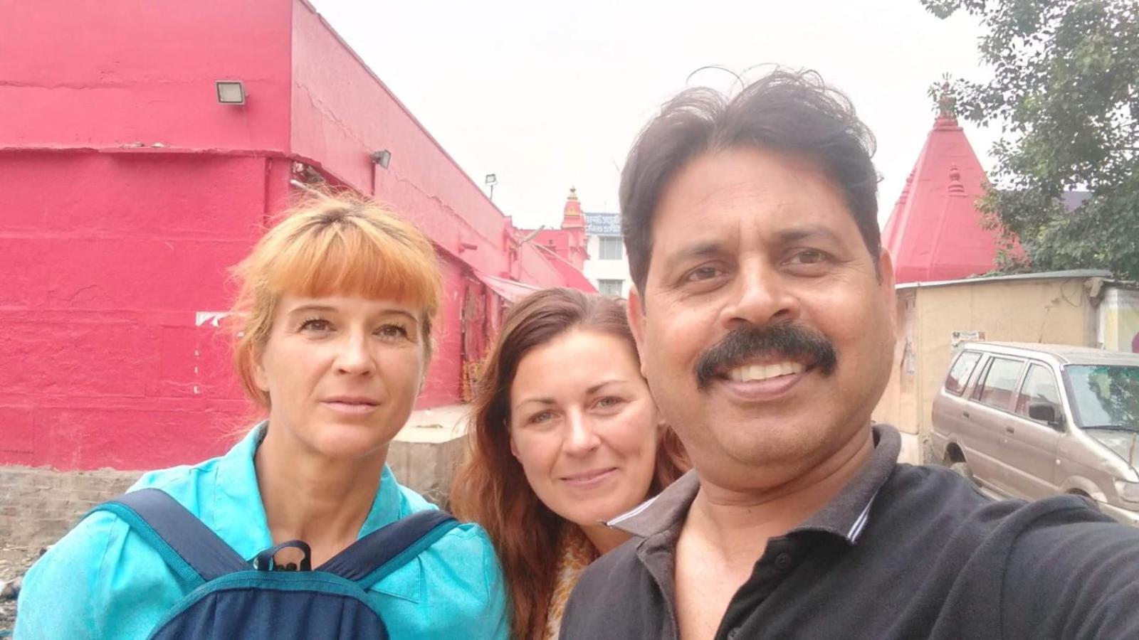 Varuna Palace-fully Vaccinated Staff Homestay Varanasi